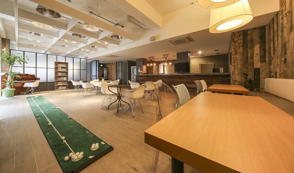 Ami Boutique Hotel 38/50