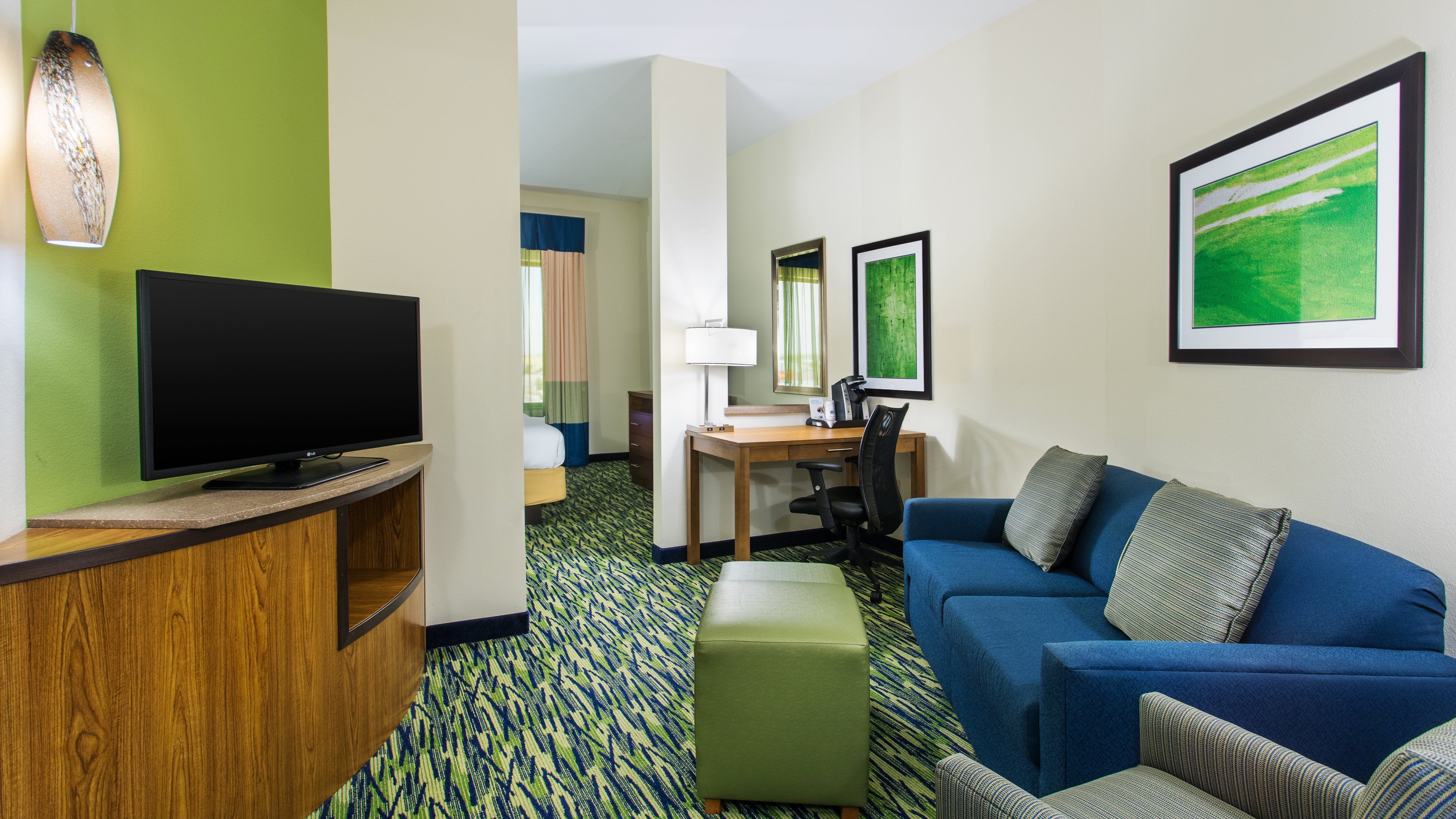 Holiday Inn Express & Suites Midland South I-20 41/69