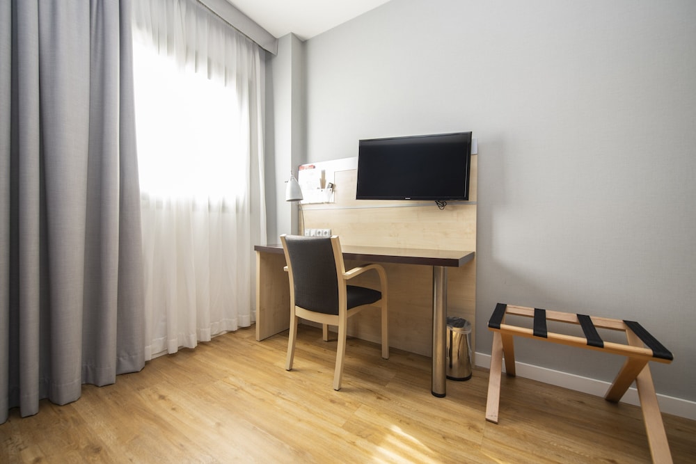 Holiday Inn Express Sant Cugat 52/60