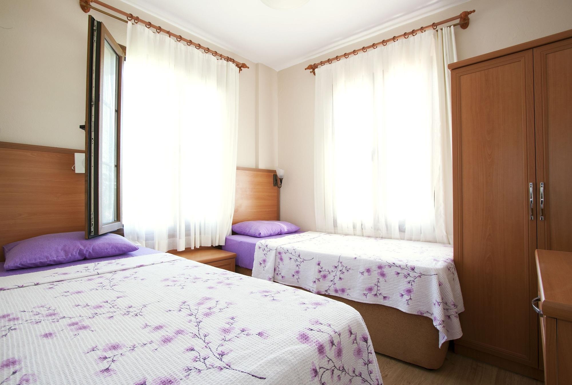 Yalcin Hotel 10/63