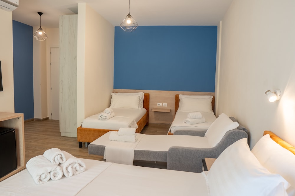 Hotel Triumf 18/50