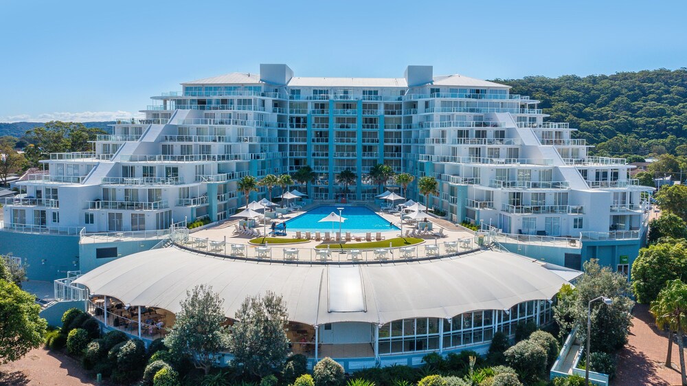 Mantra Ettalong Beach 7/71