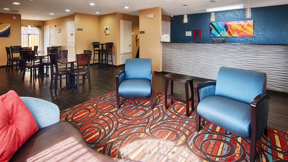 Best Western Cedar Inn 6/24