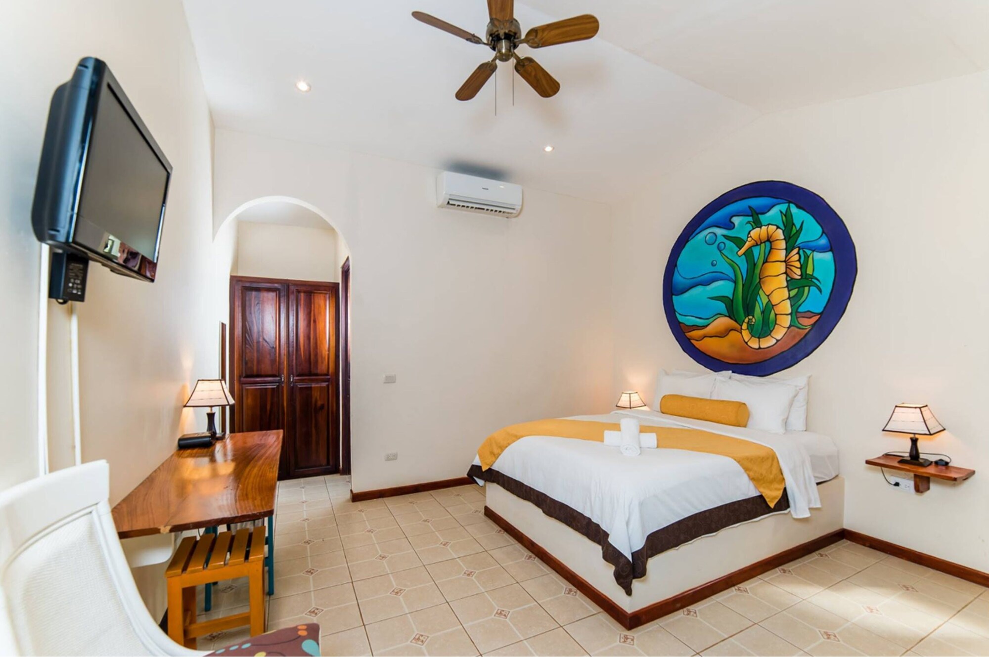 غرفة ديلوكس بسرير كوين وسرير فردي، Hotel Pasatiempo 2/9