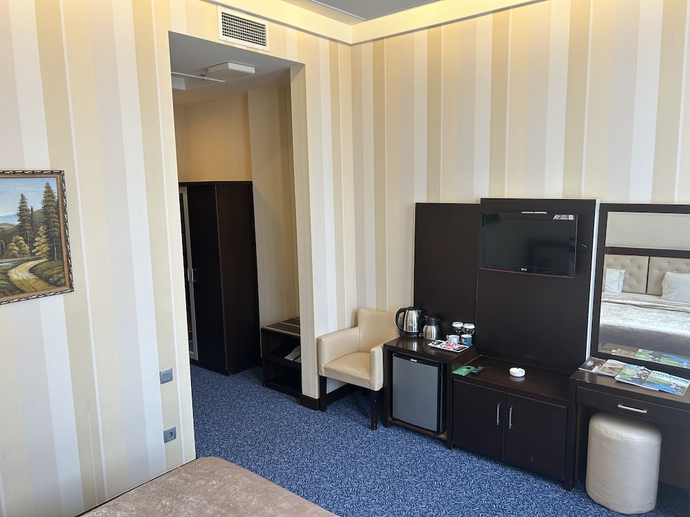 Aysberq Hotel 39/50