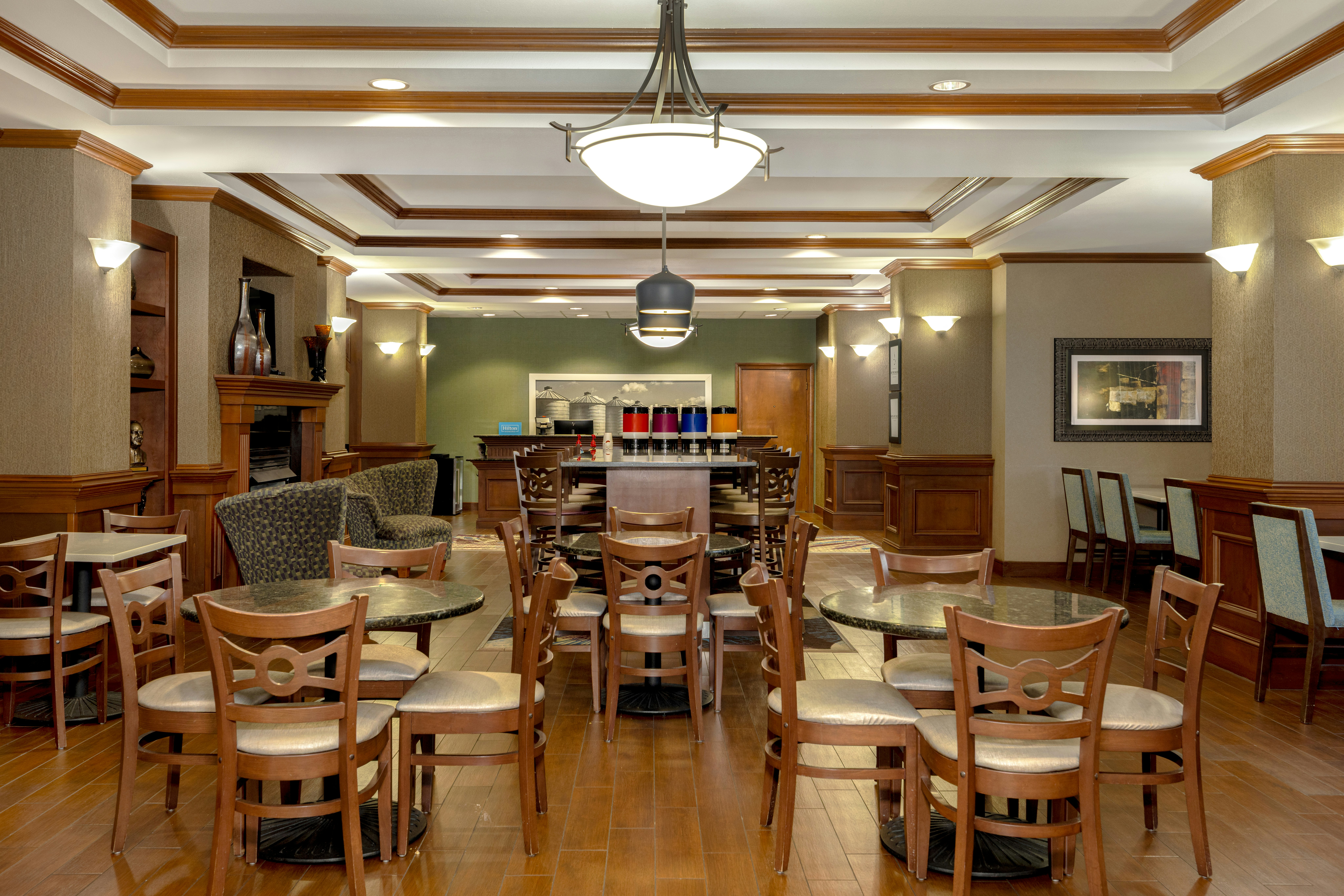 Hampton Inn Siloam Springs 38/50
