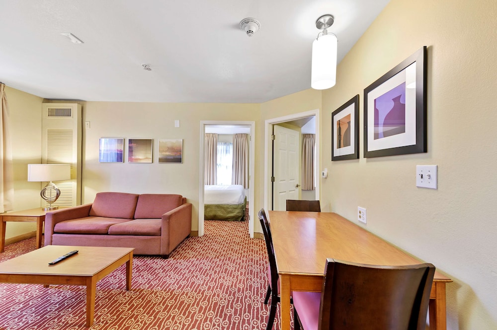 Towneplace Suites Atlanta Norcross Peachtree Corners 32/58