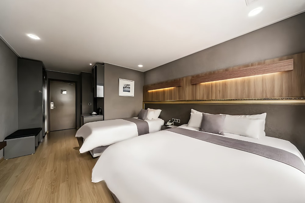 Hotel Lart Gimpo 26/78