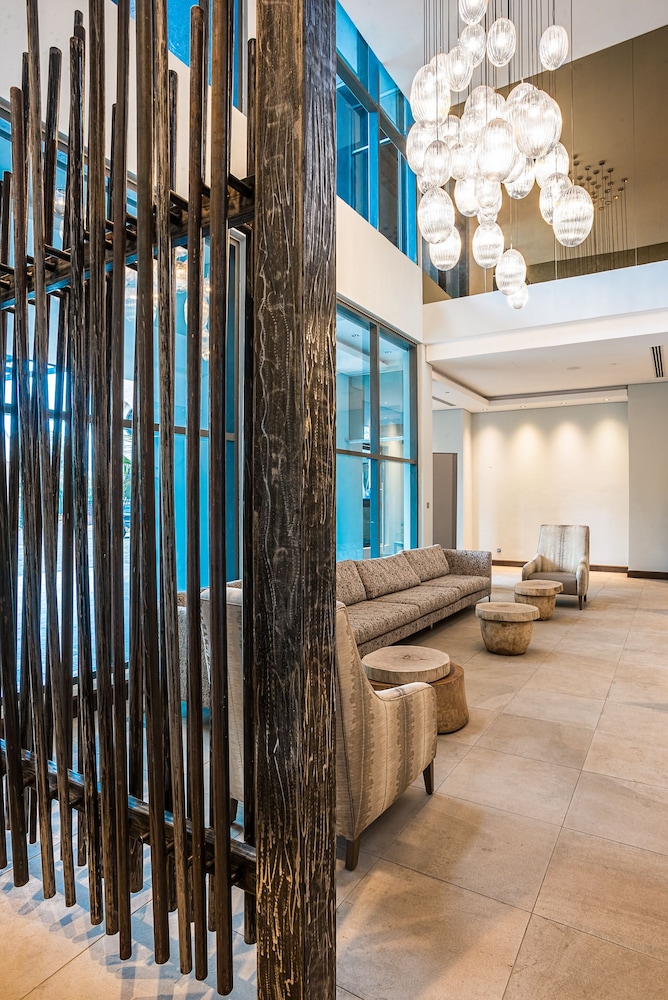 Trademark Hotel 45/59