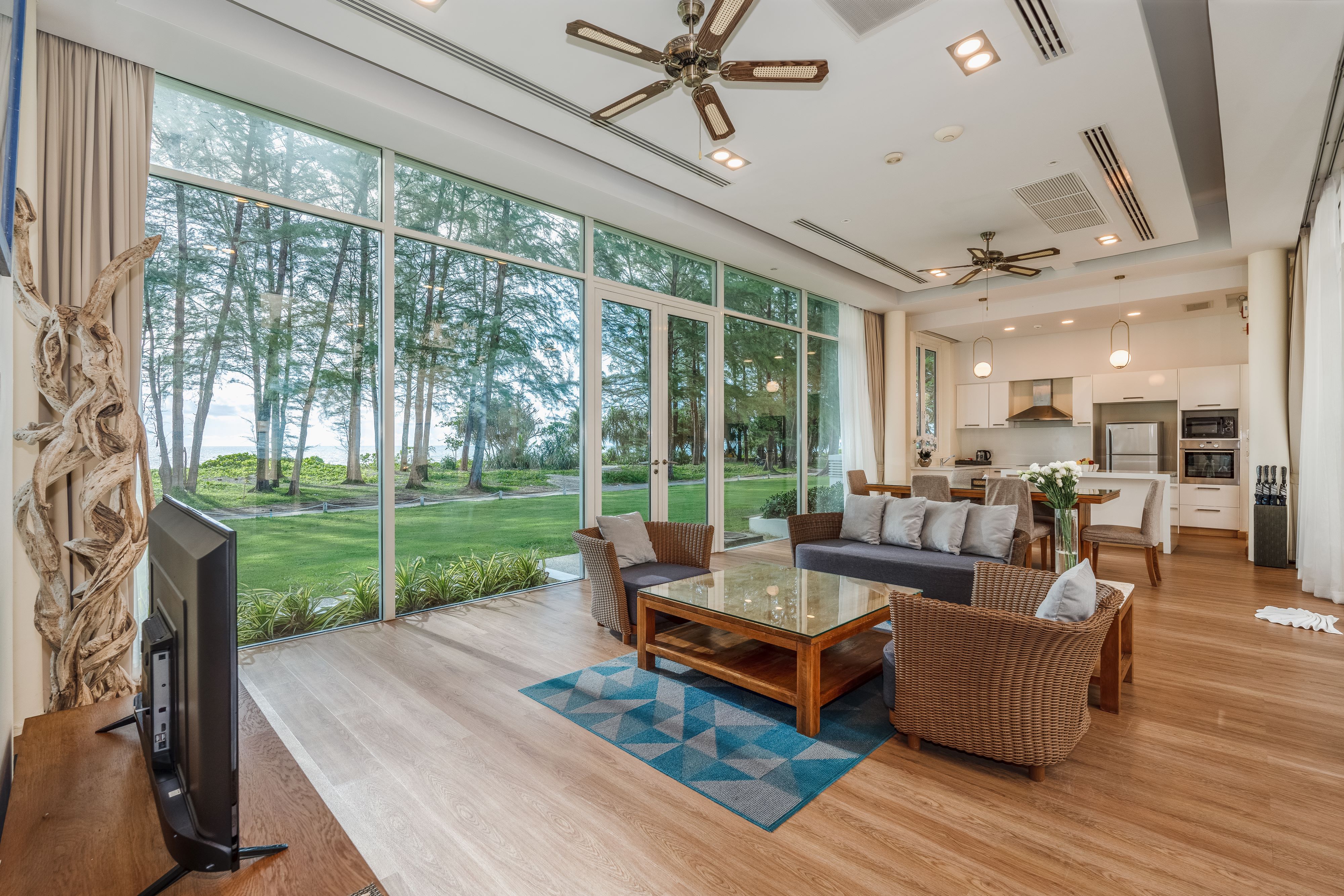 Andaman Pool Villas Maikhao Phuket 52/76