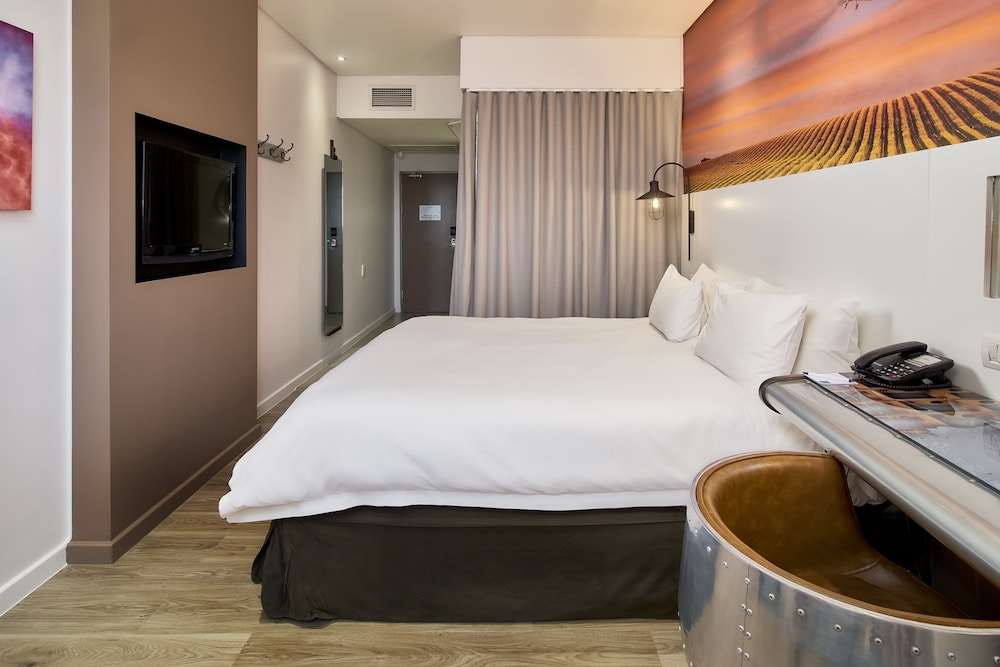 Protea Hotel By Marriott O R Tambo Airport 21/41