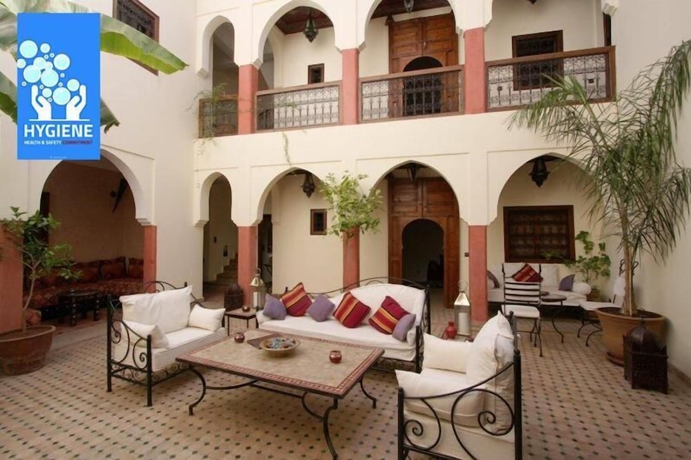 RIAD PETIT KARMELA 44/46