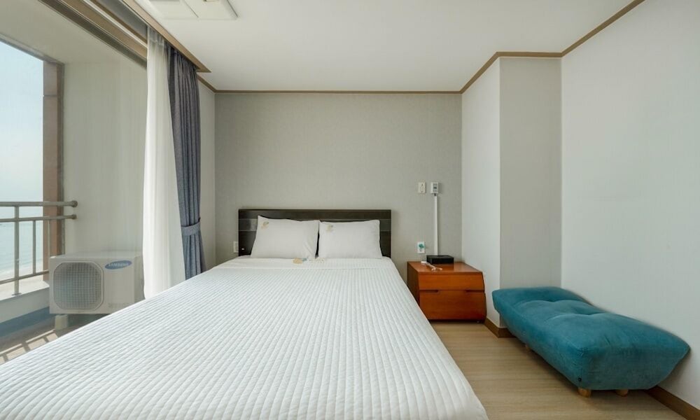 Mud Beach Hotel 24/57