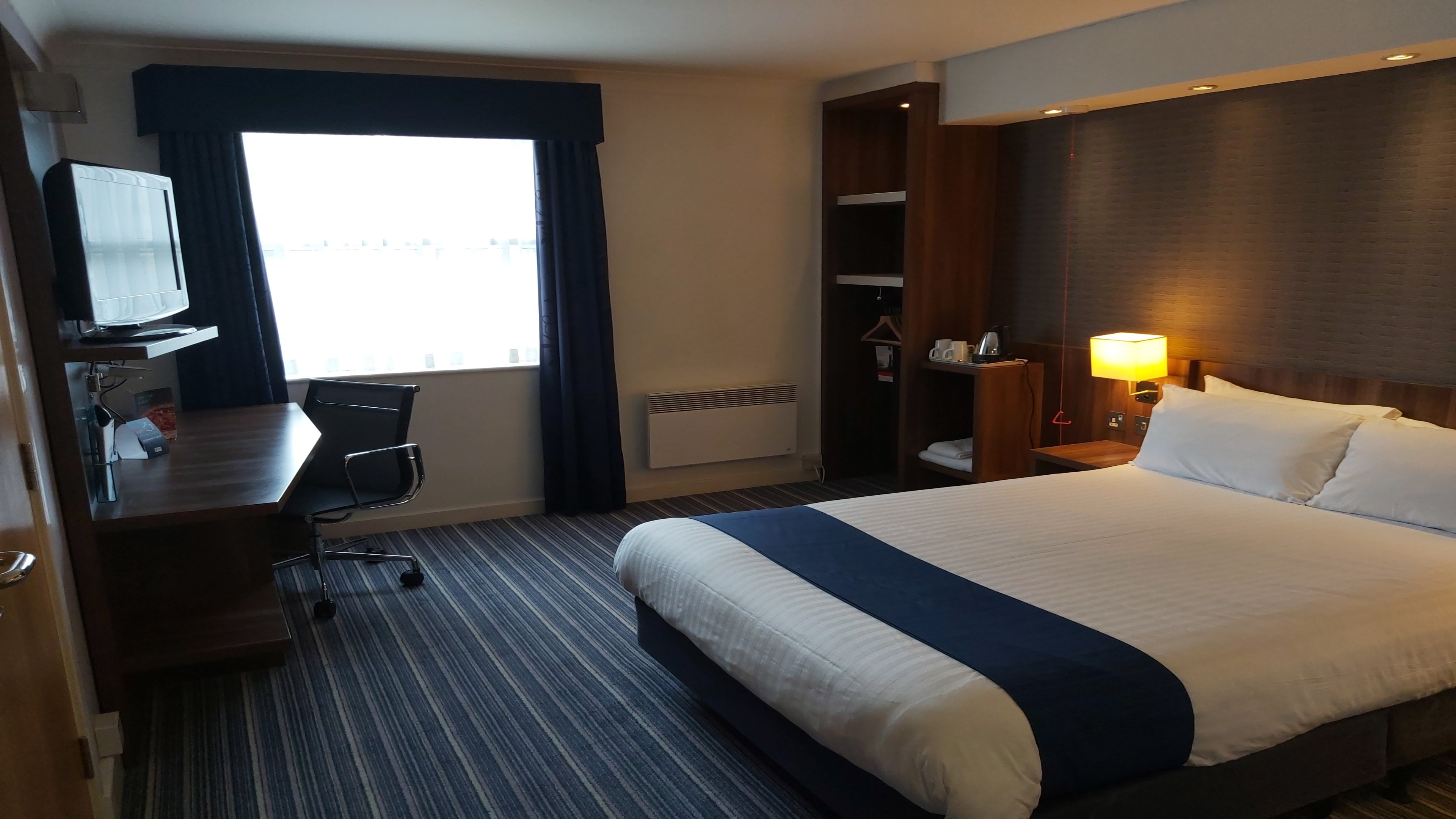 غرفة قياسية بسرير كينج، Holiday Inn Express Glenrothes 2/4