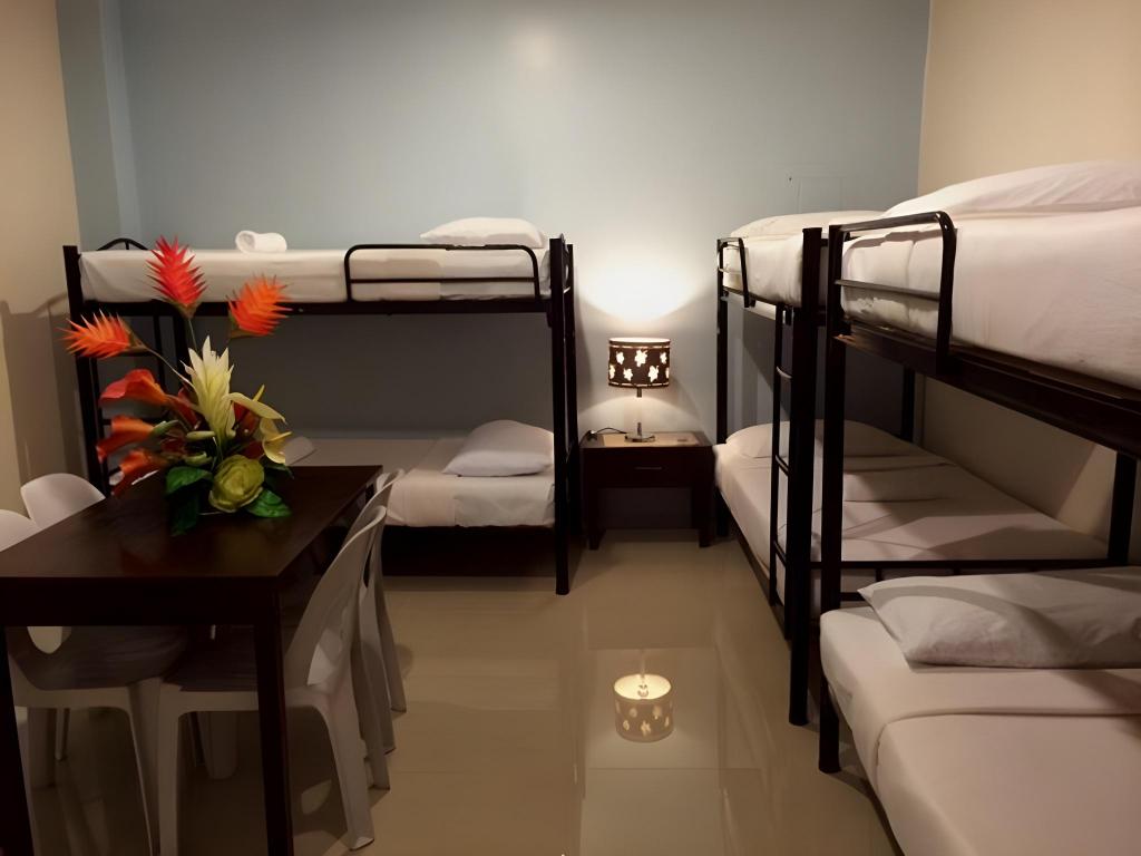 Urban Manor Hotel Annex 7/8