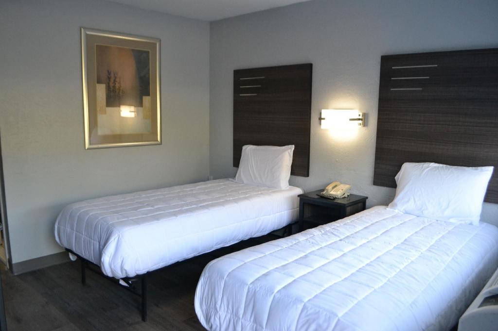 Knights Inn Jacksonville North 5/31