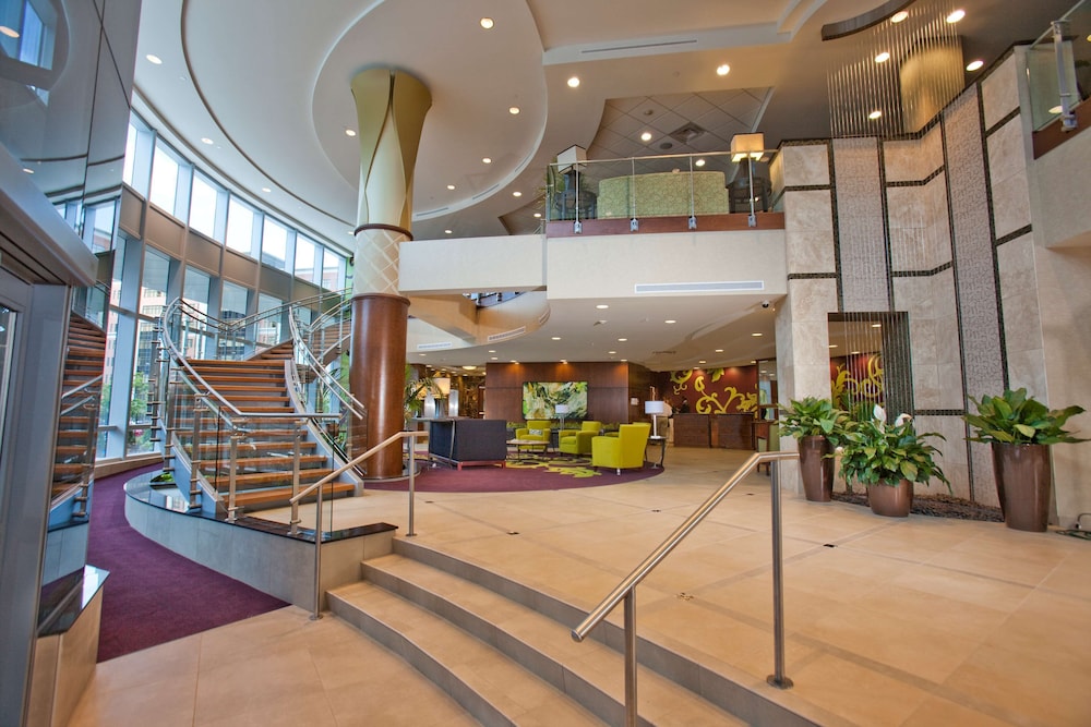 Embassy Suites Buffalo 19/65