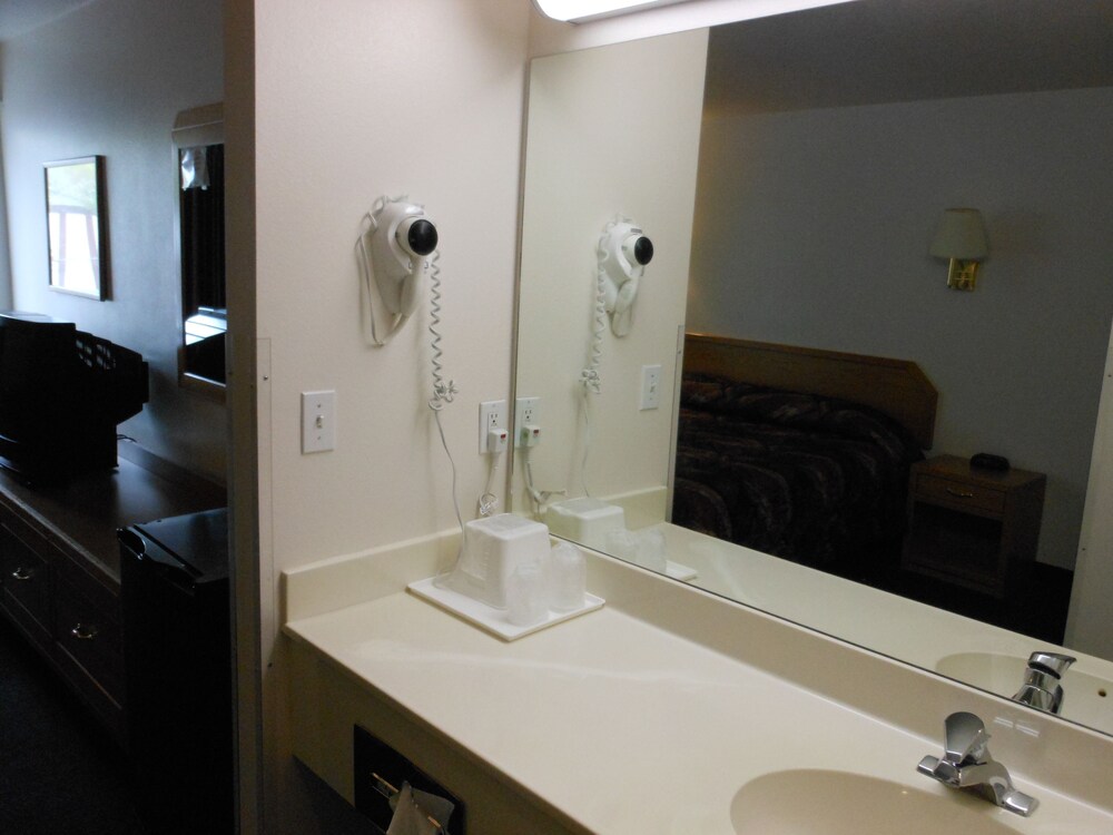 Economy Inn 31/60