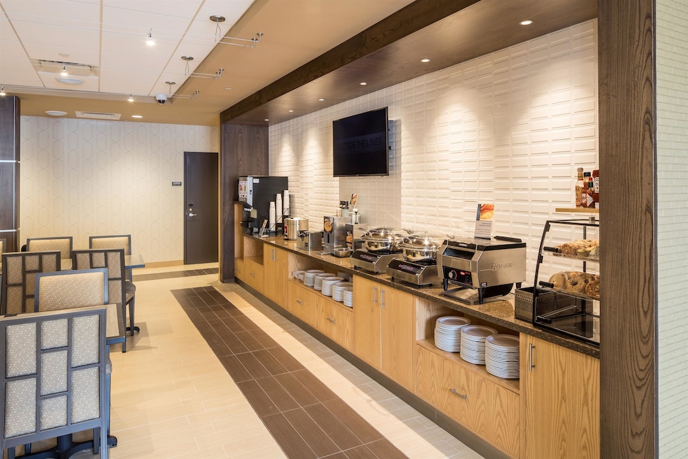 Best Western Plus Franciscan Square Inn and Suites Steubenville 26/47