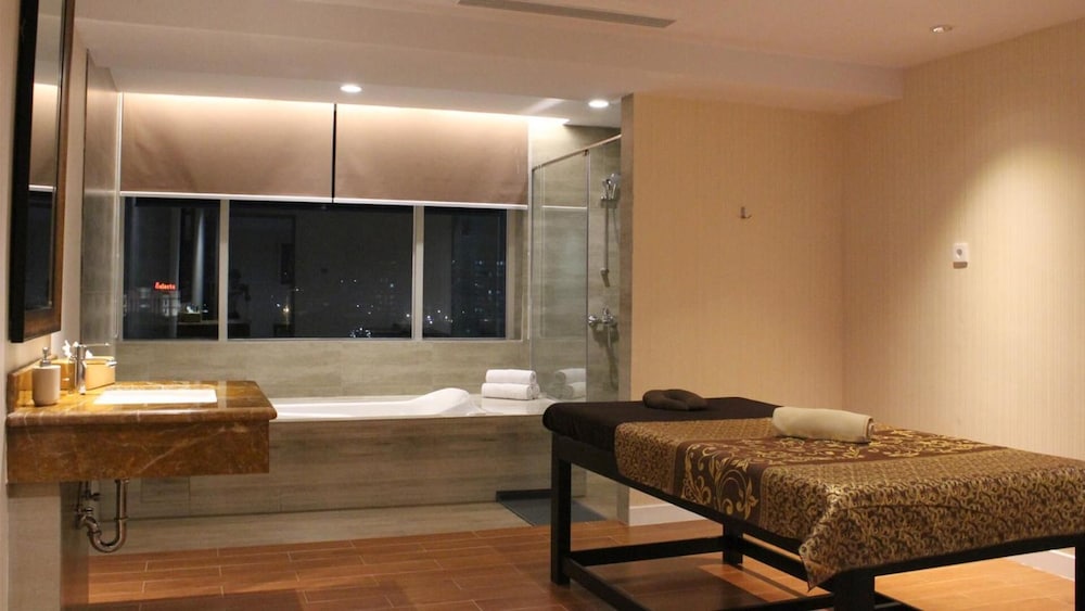 Adimulia Hotel Medan 28/55
