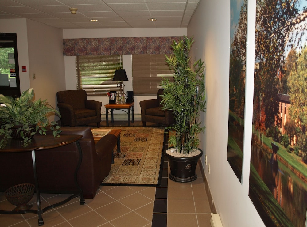 Coastal Inn Sackville 38/55
