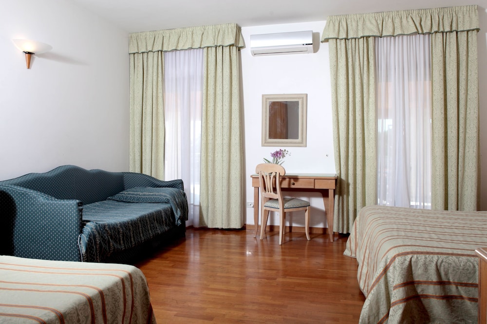 Donatello Hotel 29/42