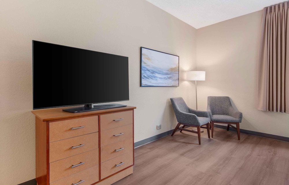 Extended Stay America Fort Lauderdale Cypress Crk 6th Way 39/48