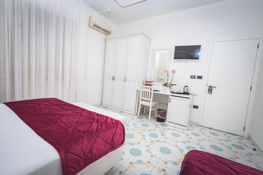 Hotel Residence San Pietro 27/67
