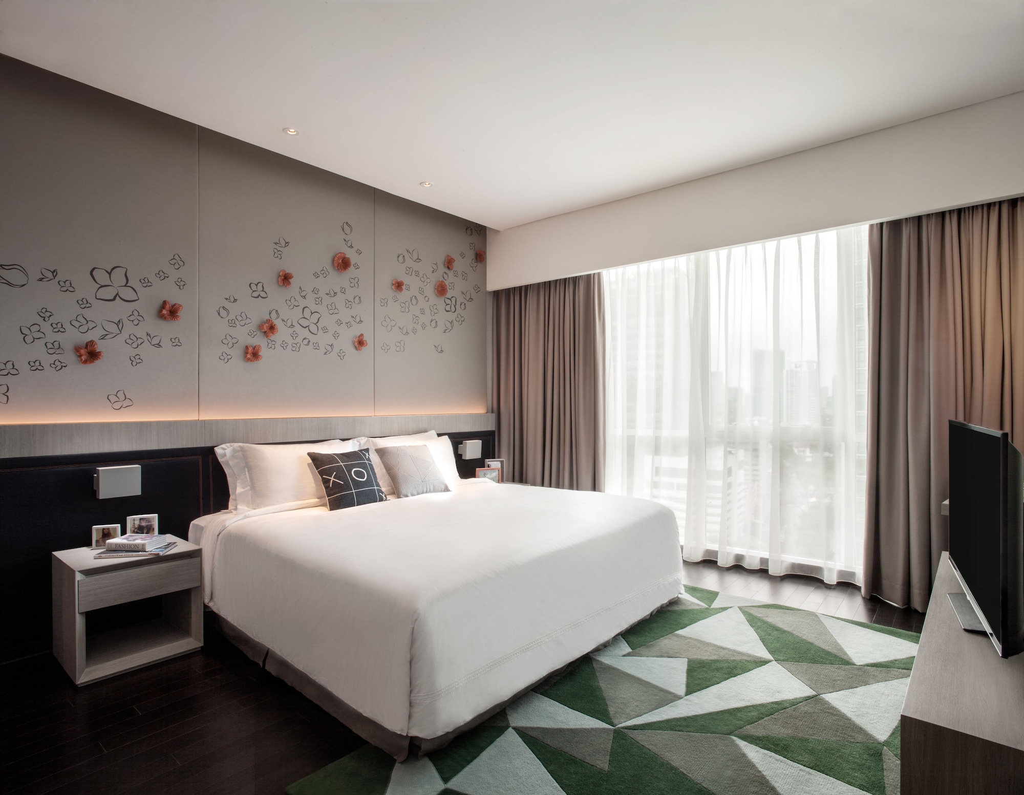 1 BEDROOM, EXECUTIVE, APARTMENT