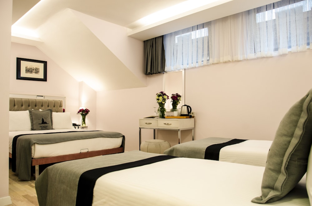 Primero Hotel 35/65