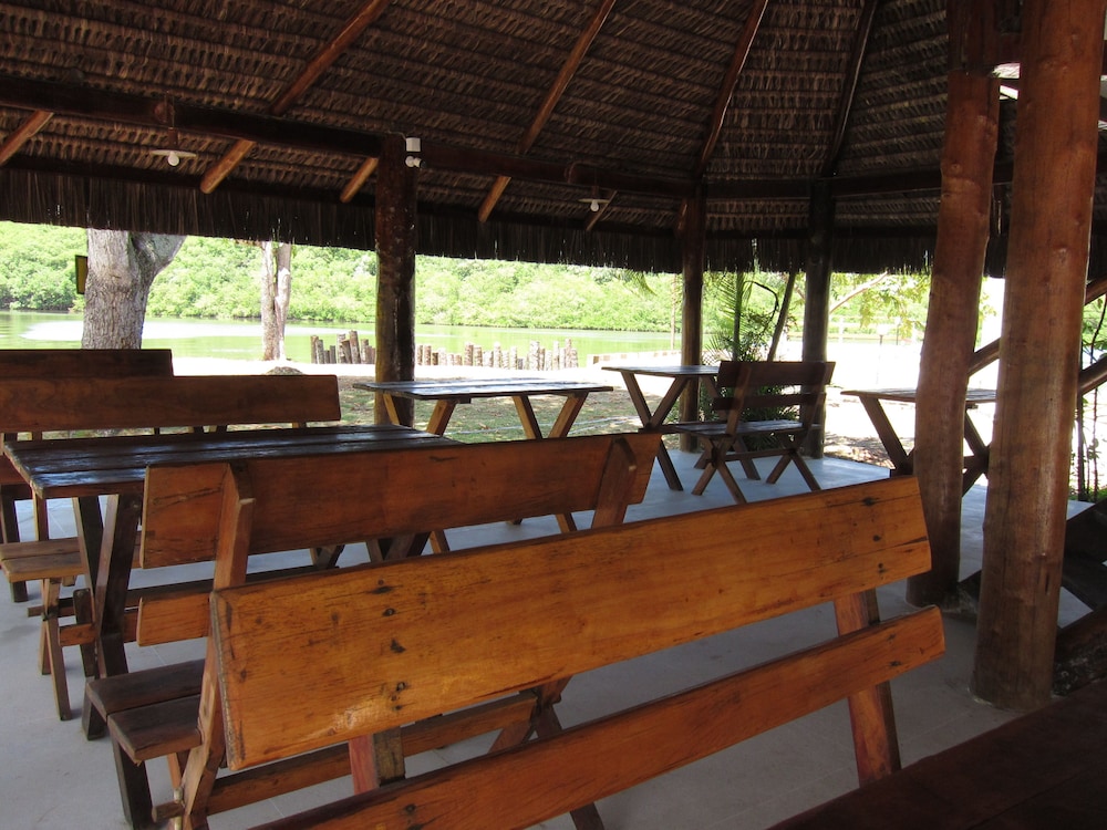Makaira Beach Pousada Hotel 54/72