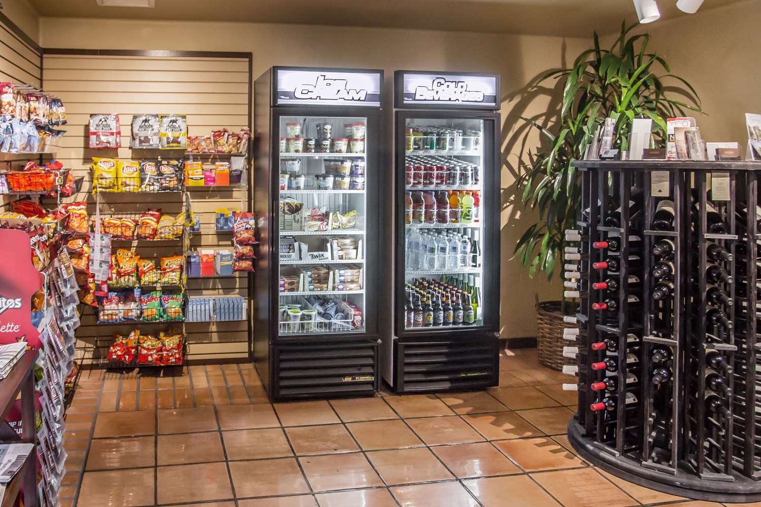 Quality Suites Downtown San Luis Obispo CA 30/58