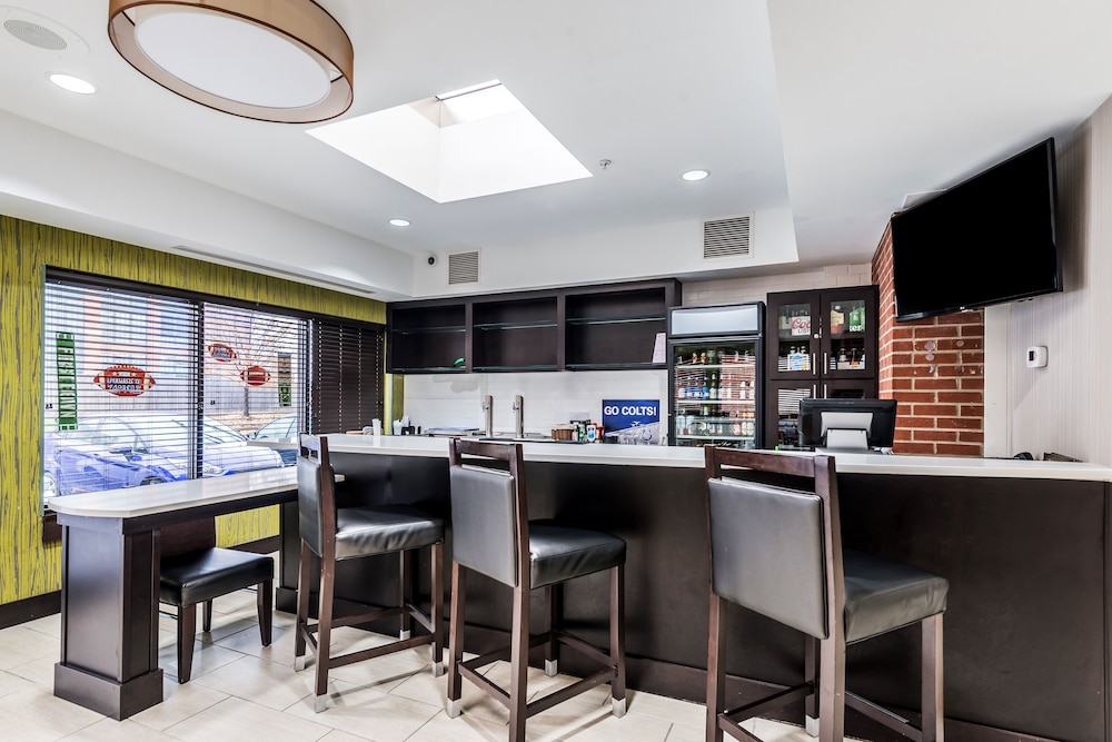 Holiday Inn Indianapolis Downtown 32/47