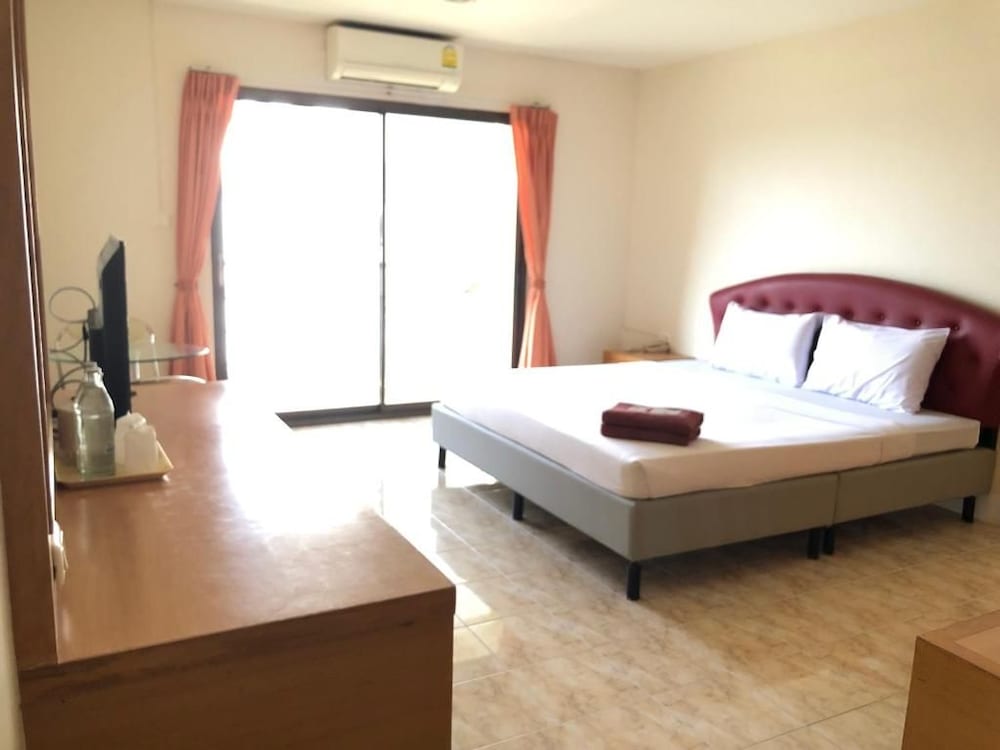 Pearl Place Hotel 15/48