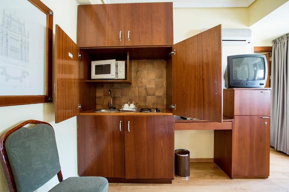 Apartamentos Torreluz 11/72