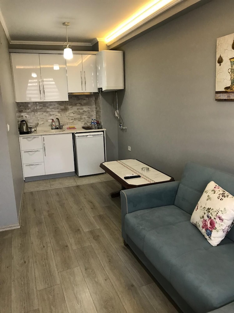Senturkler Suite 6/35