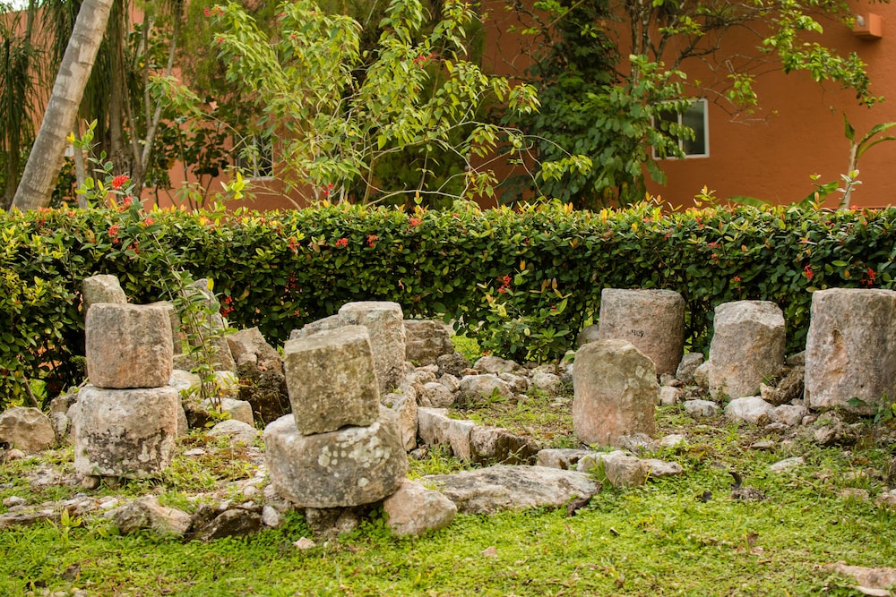 Villas Arqueologicas Chichen Itza 40/50