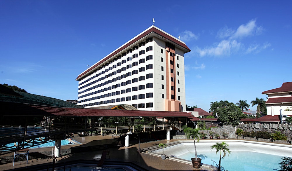 HORISON BANDUNG HOTEL in BANDUNG