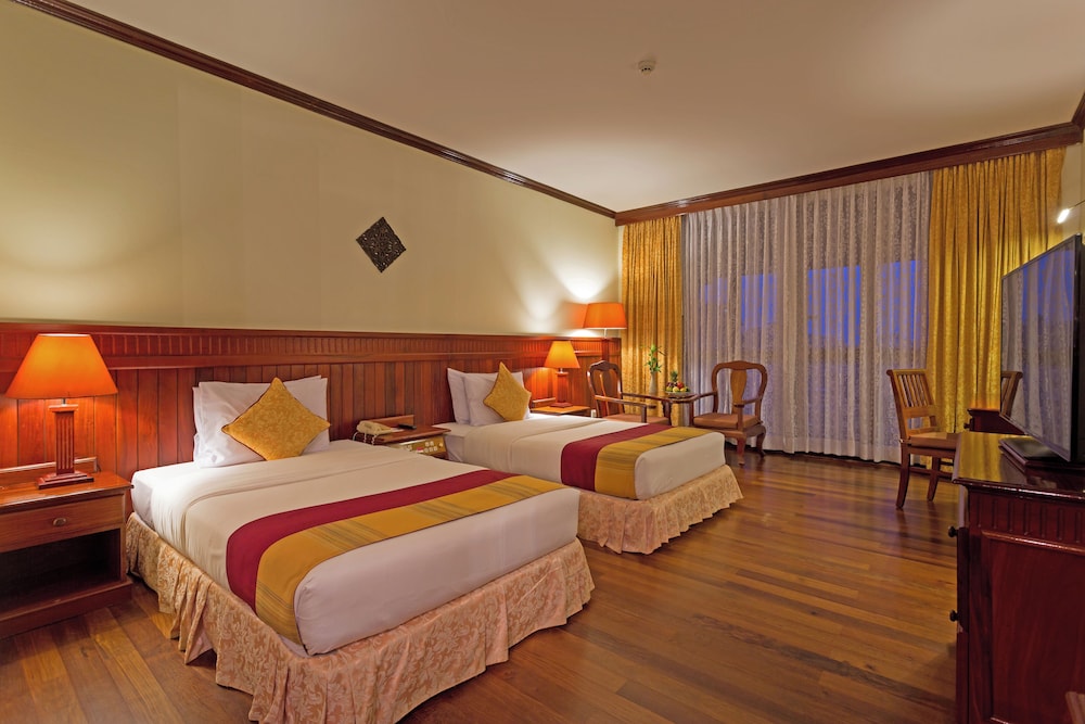 ANGKOR PARADISE HOTEL 12/50