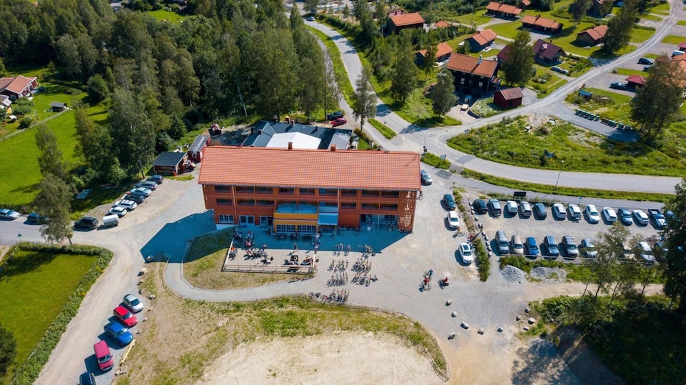 Jbp Hotell 4/30