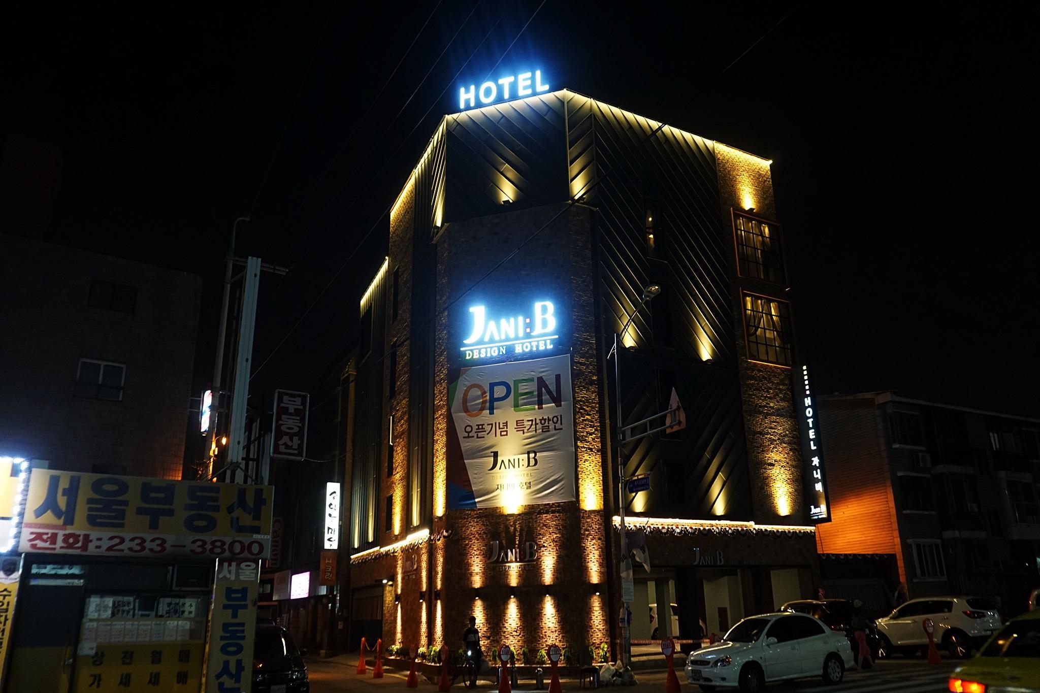Jani B Hotel 13/56