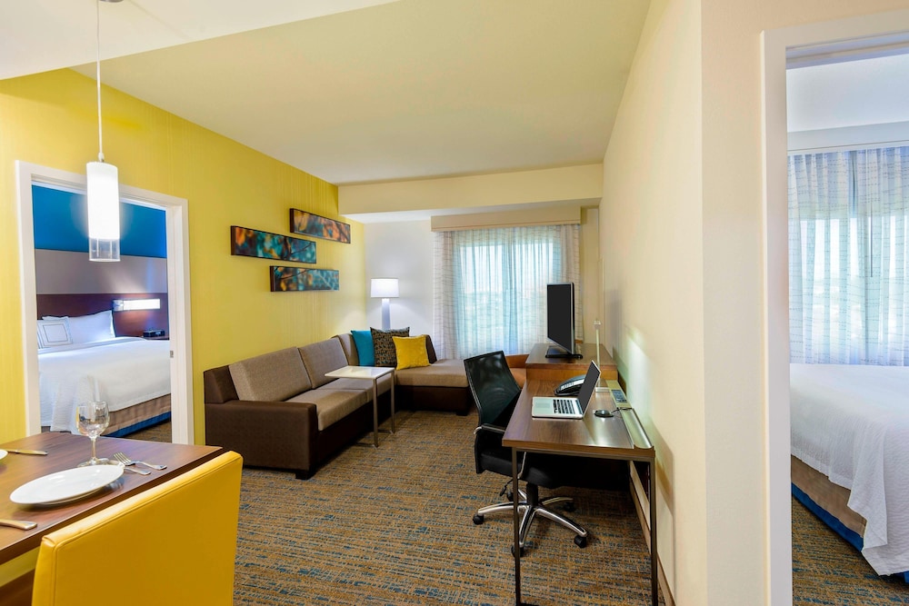 Residence Inn Fort Myers at I-75 and Gulf Coast Town Center 43/53