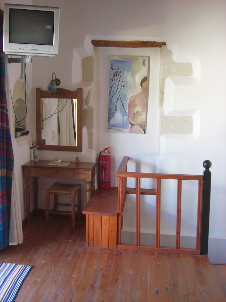 Patriko Traditional Residence 28/50