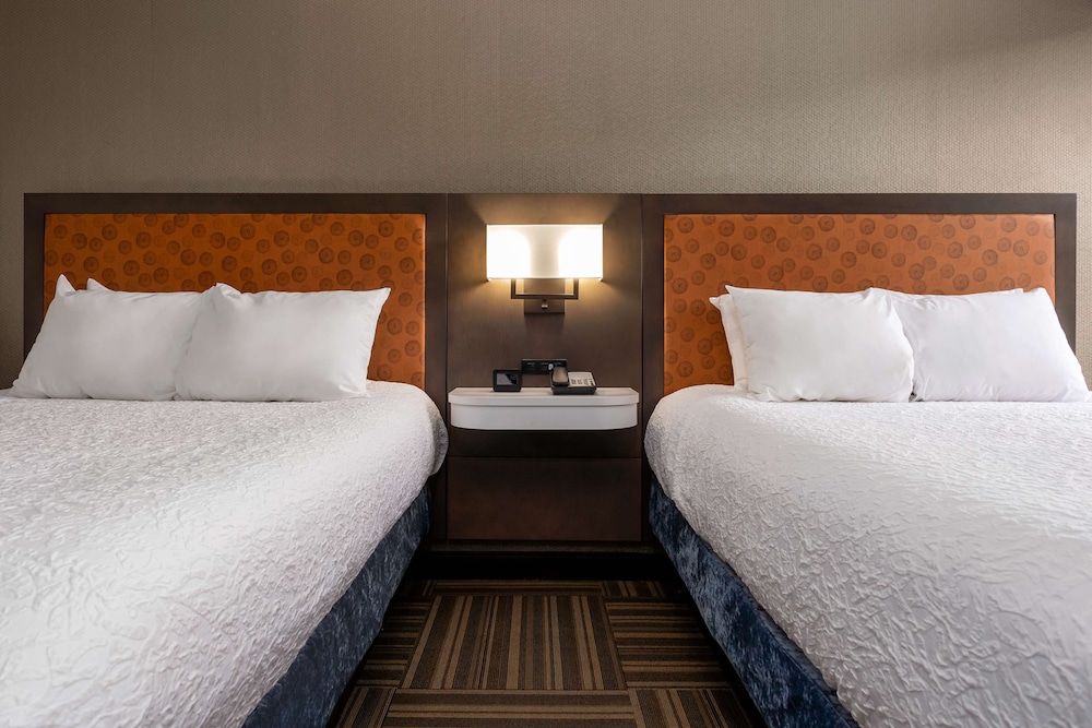 Hampton Inn Bristol 6/28