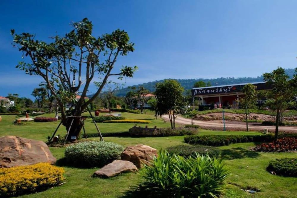 Keawanongburi Resort 18/28