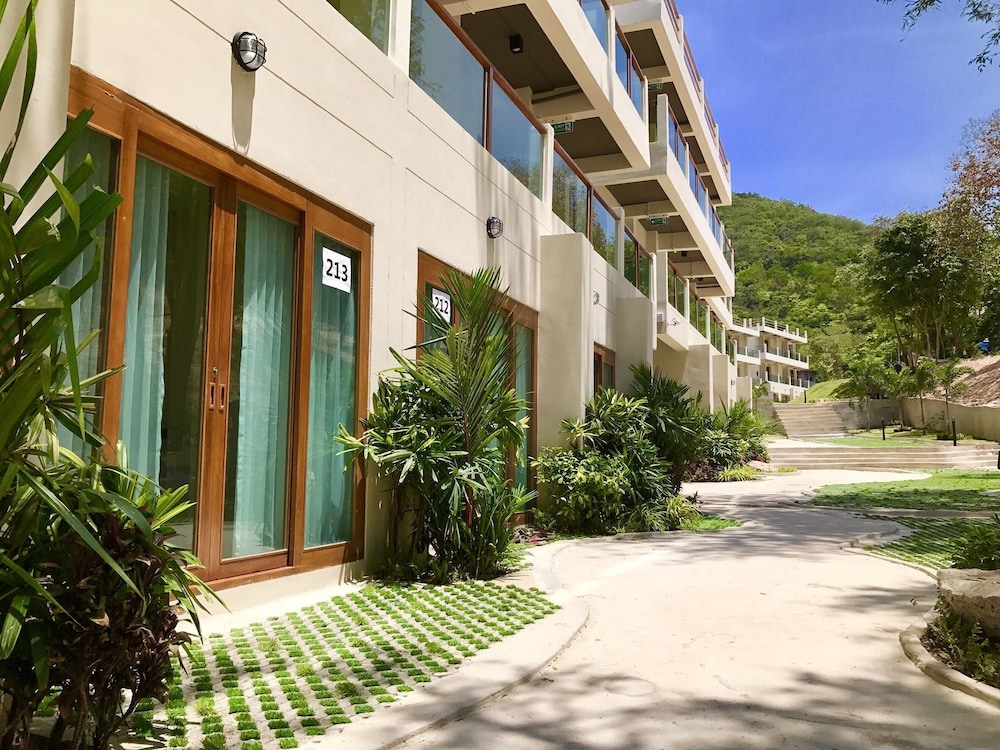 Sealey Resort Koh Larn 39/41