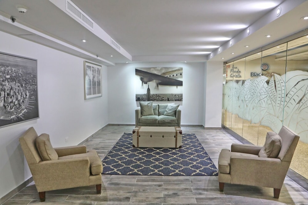 San Juan Airport Hotel 32/47