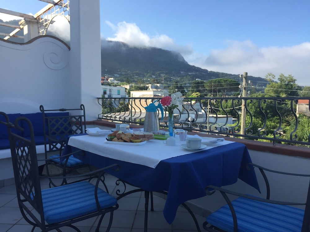La Ninfa Di Capri 21/45