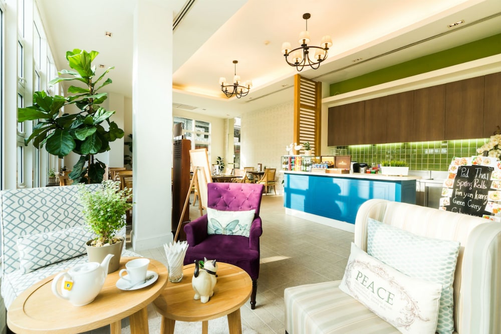 Hotel De Bangkok 51/61