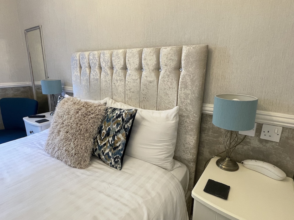 Lynton House 27/50